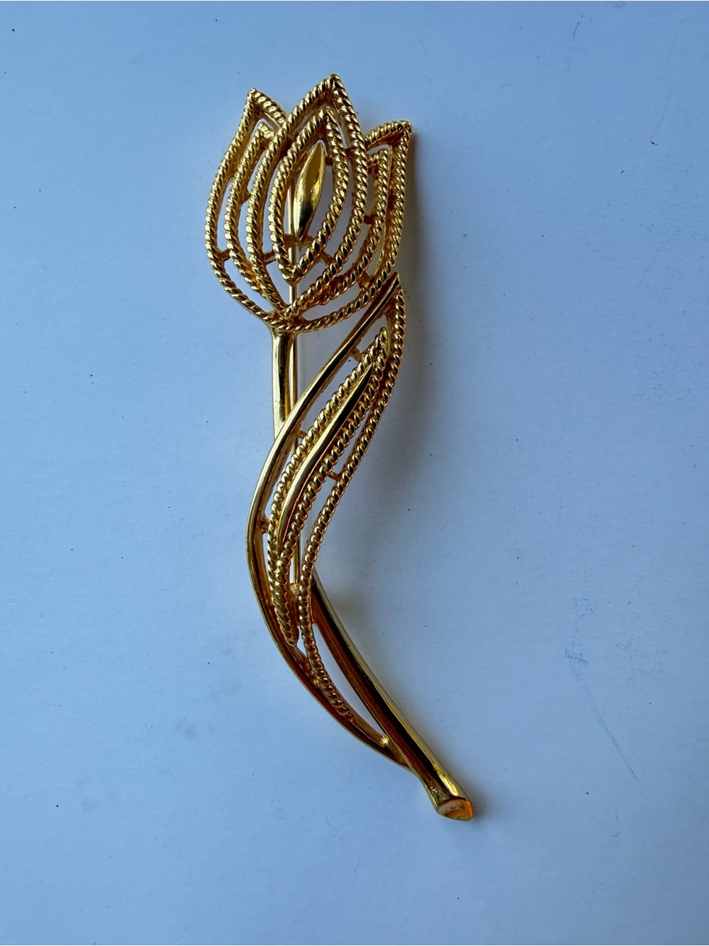 Vintage Signed TRIFARI TM Gold Plated Openwork Tulip Flower Brooch Pin 4"